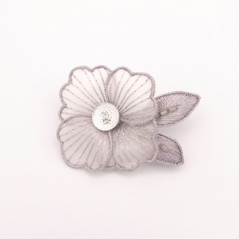 オーガンジーのお花のブローチ - KeiFerida